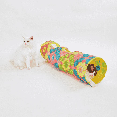 Barkbutler x Fofos Floral Pop Up Tunnel Toy for Cats - Image 7