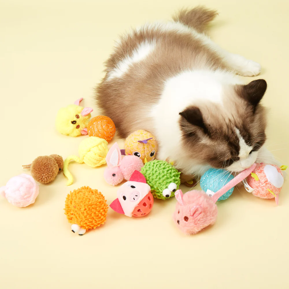 Barkbutler x Fofos Rattle Mouse Chew Toy for Cats - Image 4