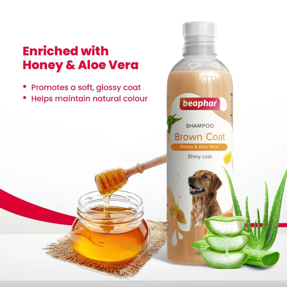 Beaphar Honey & Aloe Vera Herbal Brown Coat Dog Shampoo - Image 3