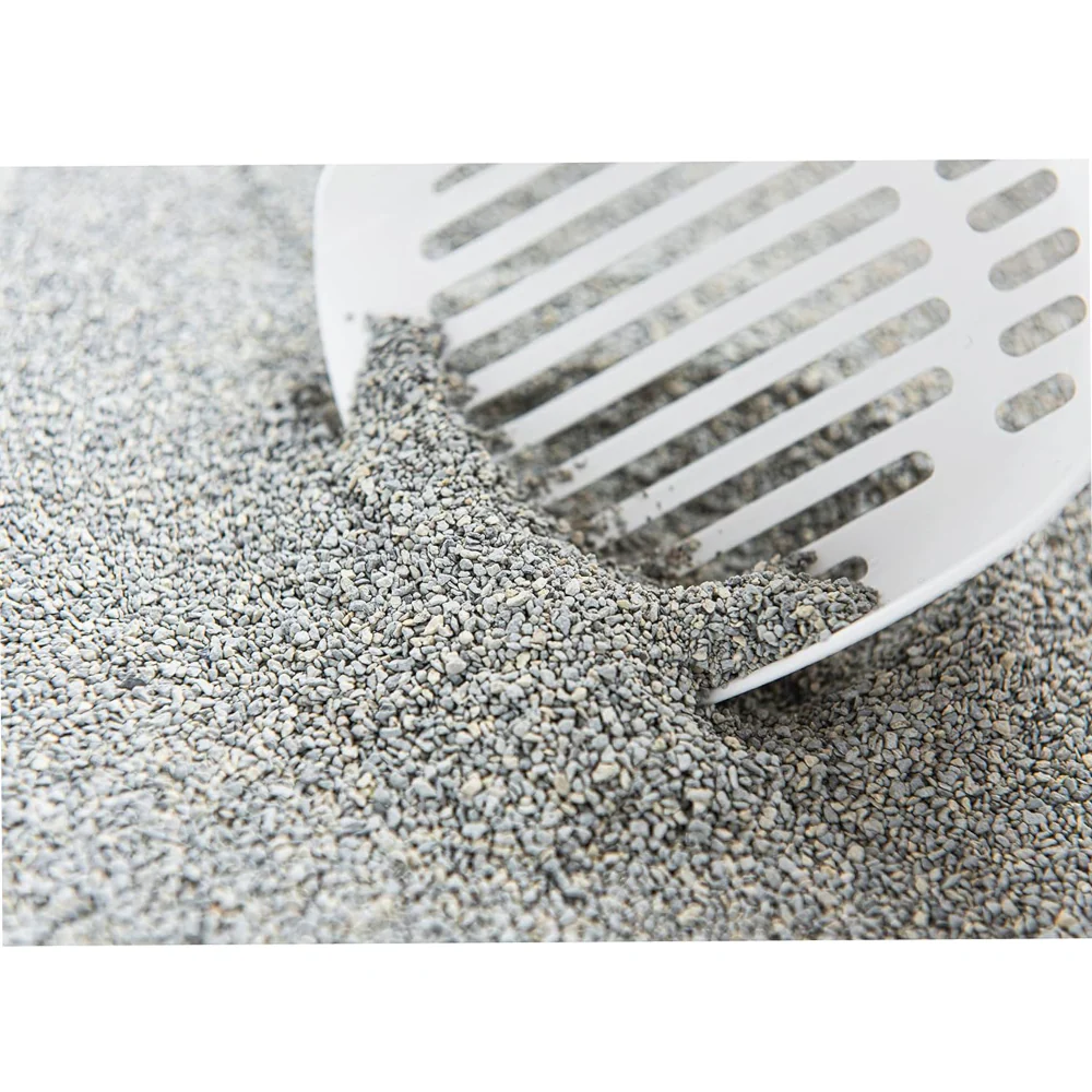 Intersand Cat's Exclusive Sodium Bentonite Clumping Unscented Cat Litter - Image 2