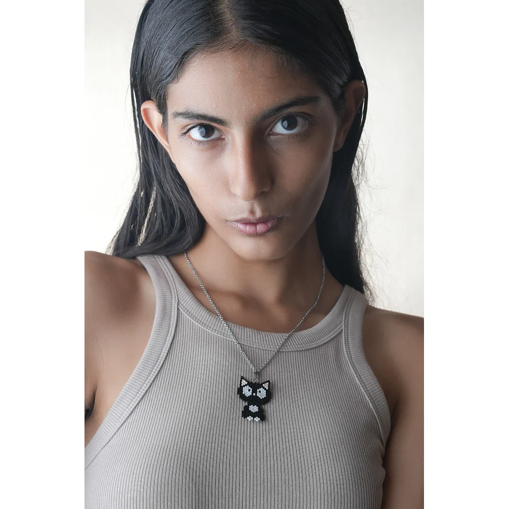 Jenni & Janki Cat Handcrafted Miyuki Delica Beaded Necklace (Black) - Image 3