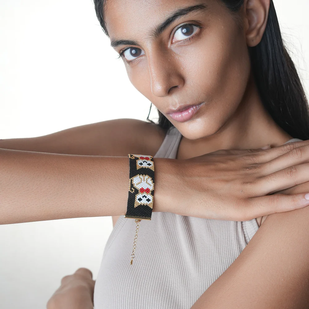 Jenni & Janki Minimalist Handwoven Miyuki Cat Bracelet - Image 4