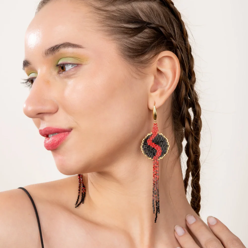 Jenni & Janki Handcrafted Miyuki Beaded Snake Earrings - Image 4