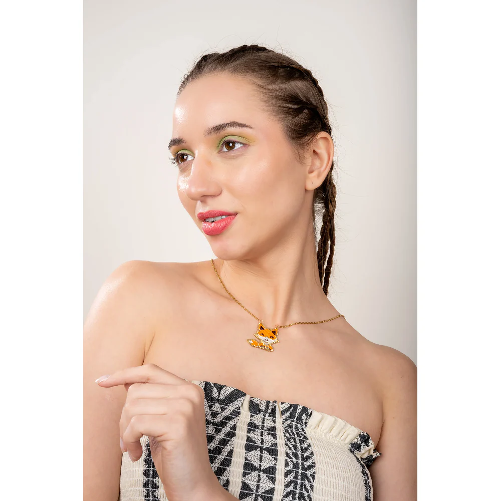 Jenni & Janki Handcrafted Miyuki Fox Necklace - Image 4