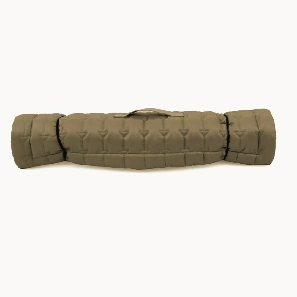 Pawpourri Travel Mat for Dogs and Cats (Brown) - Image 3