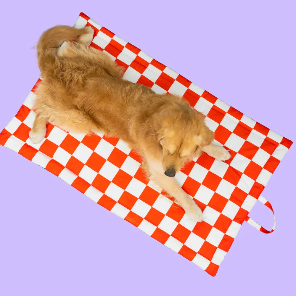 Pet Set Go Cozy Checks Mat for Dogs and Cats (Red) - Image 7