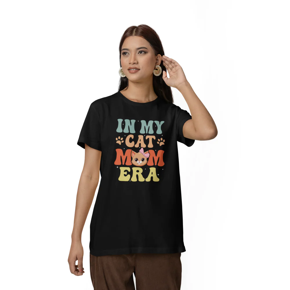 Seek Buy Love In My Cat Mom Era Tshirt (Black) - Image 2