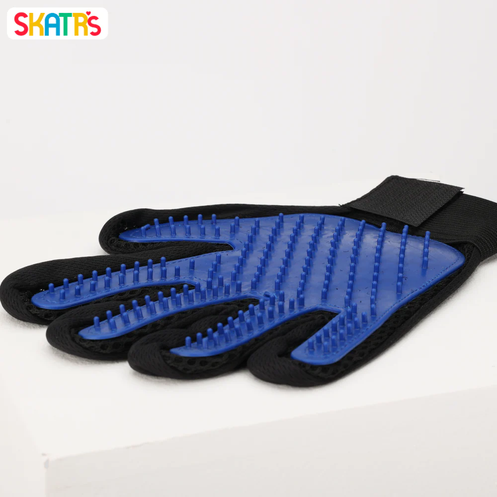 Skatrs Mess Free Deshedding Grooming Gloves for Dogs and Cats (Blue) - Image 4