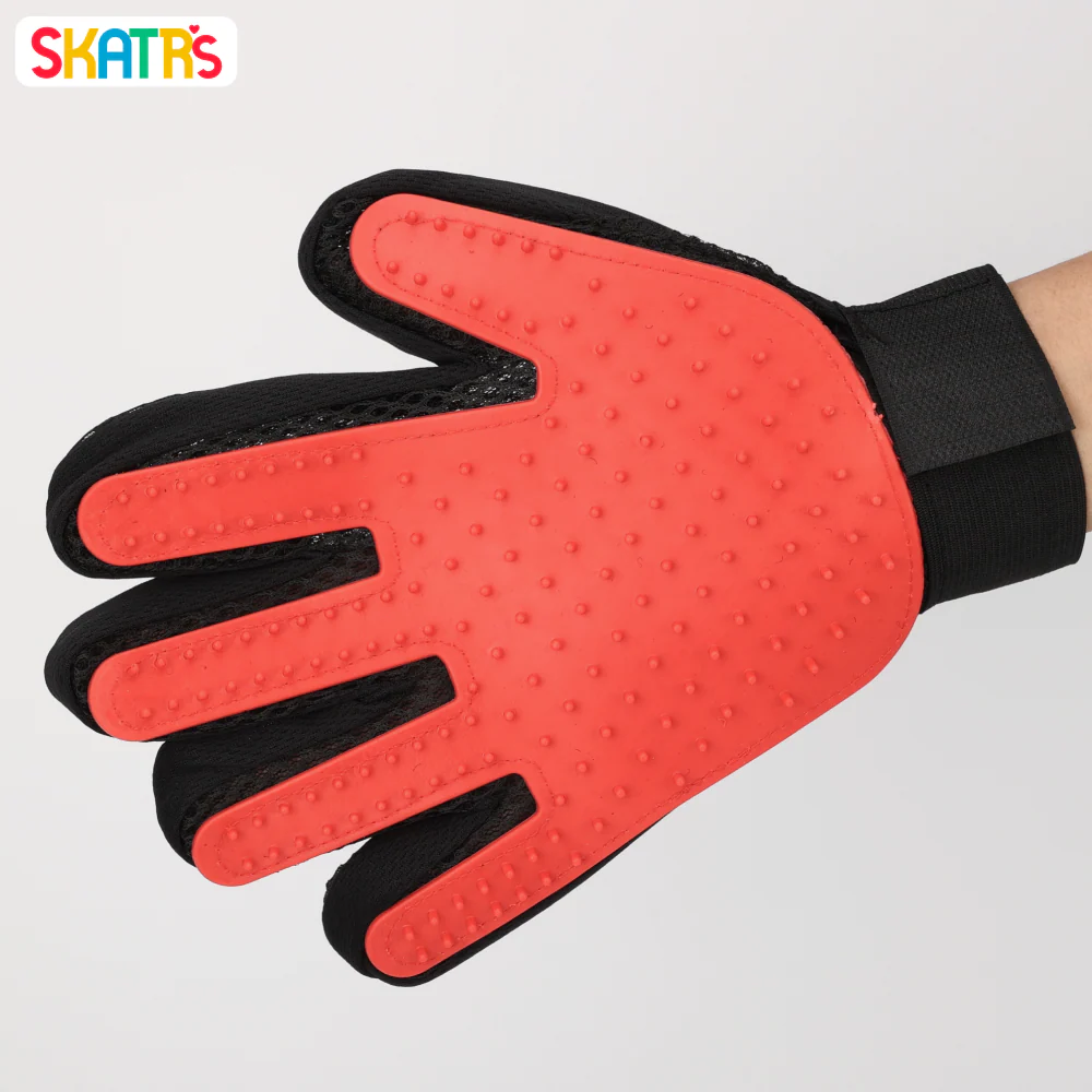 Skatrs Mess Free Deshedding Grooming Gloves for Dogs and Cats (Red) - Image 3