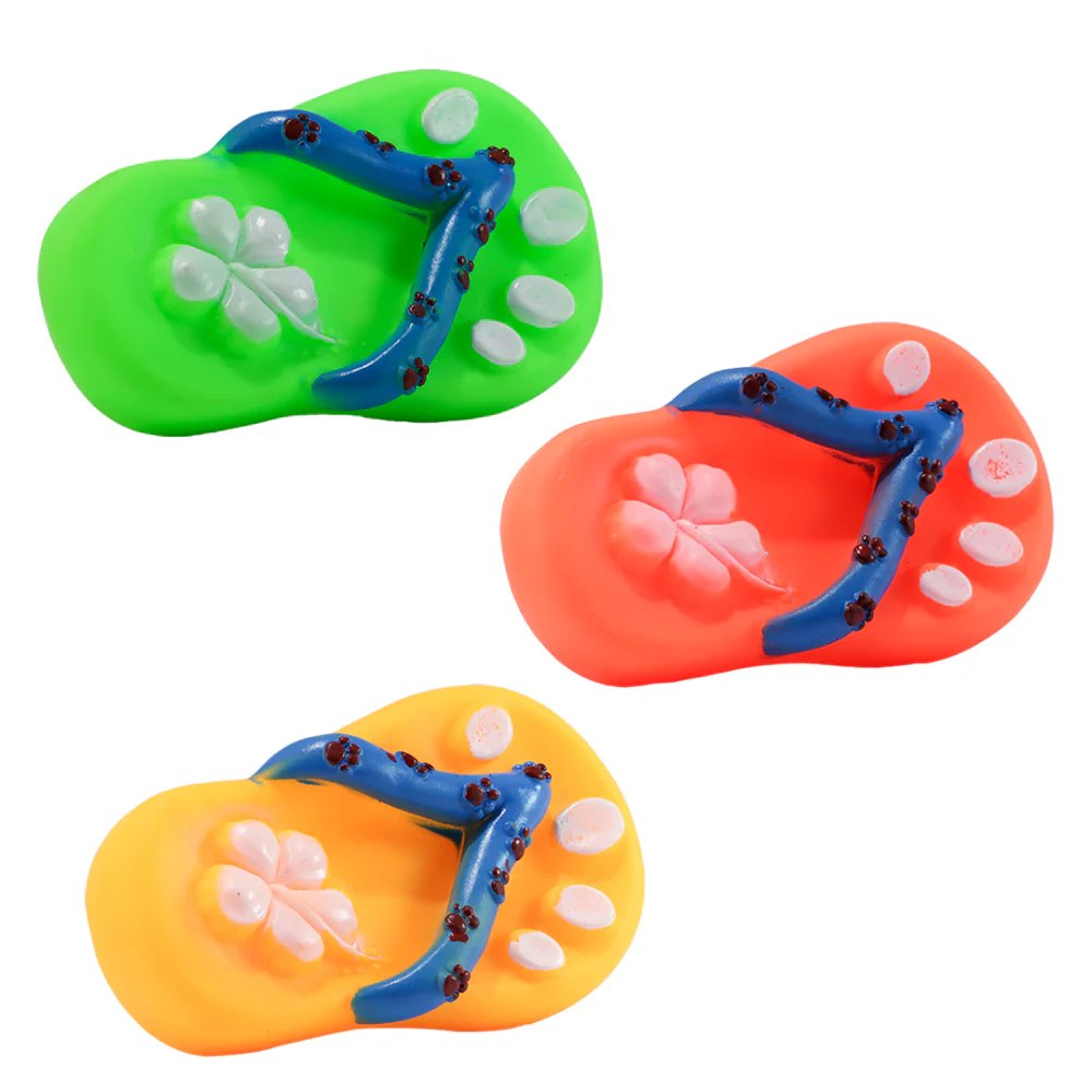 Skatrs Squeaky Slipper Toy for Cats & Dogs (Colour May Vary) - Image 3