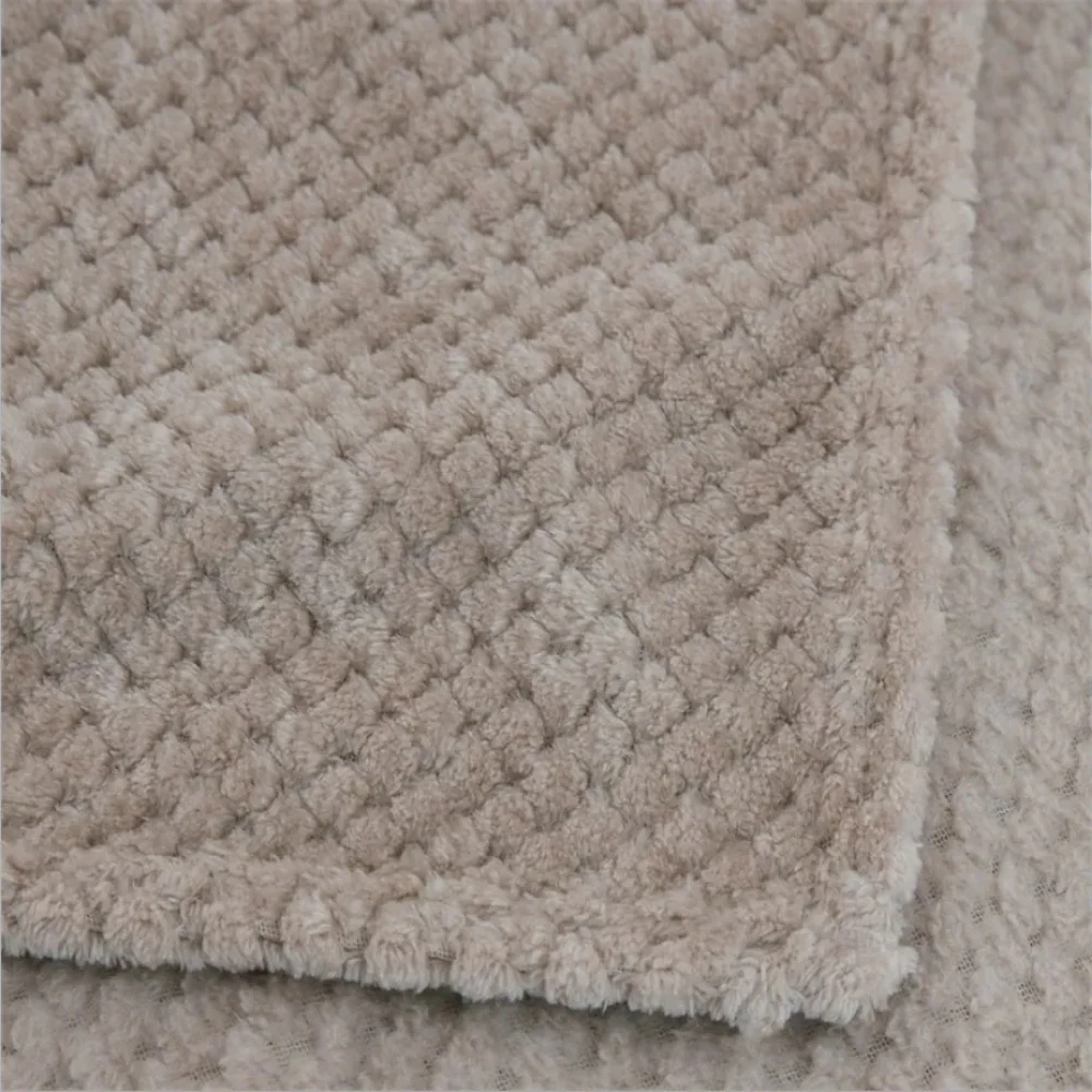 Talking Dog Club Blankies Warm Blankets for Dogs and Cats (Grey) - Image 4