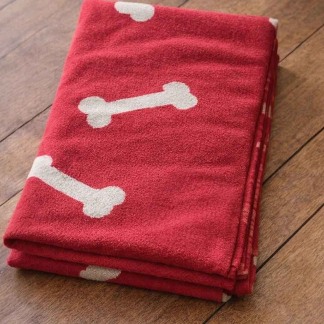 Talking Dog Club Bone Print Viscose Blanket for Dogs (Red and Grey Bone) - Image 5