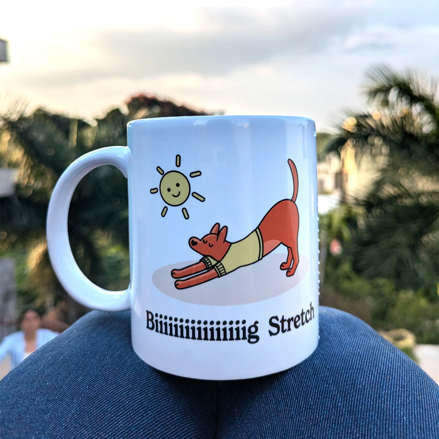 thePack Big Stretch Ceramic Coffee Mug (White) - Image 2