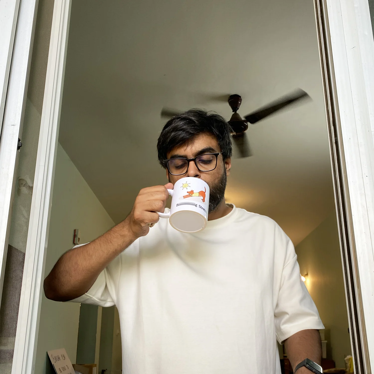 thePack Big Stretch Ceramic Coffee Mug (White) - Image 5