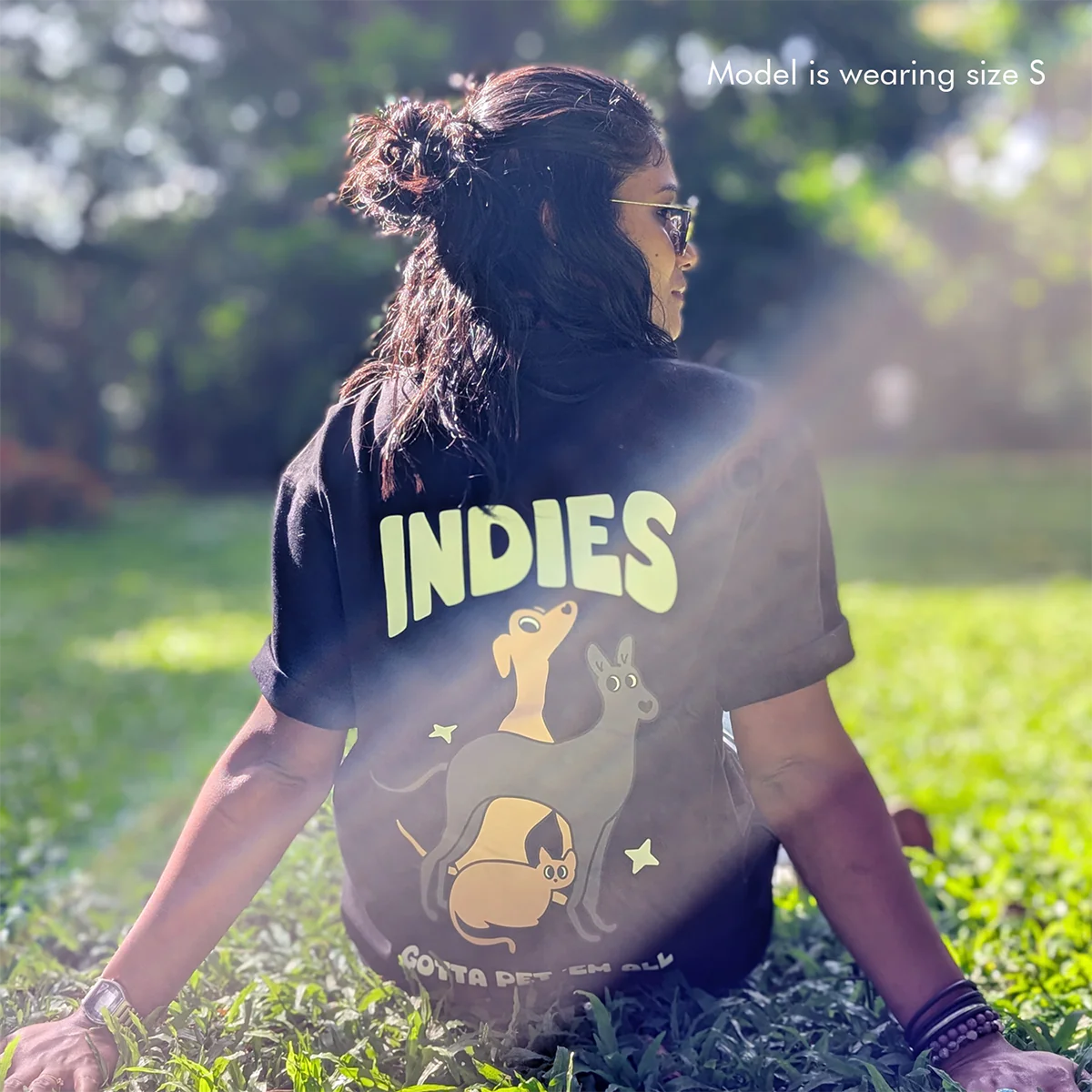 thePack Indie Merch Gotta Pet'em All Oversized T Shirt for Men and Women (Black) - Image 5