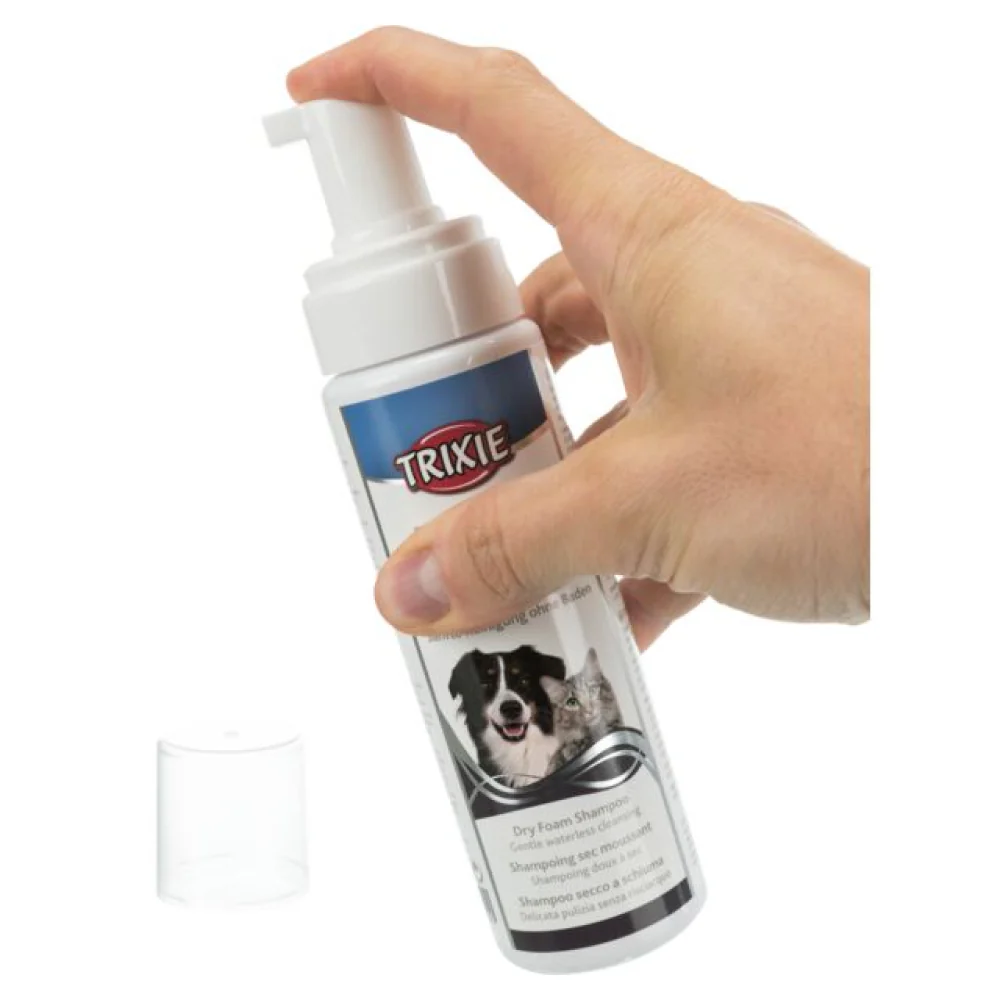 Trixie Dry Foam Shampoo for Dogs and Cats - Image 4