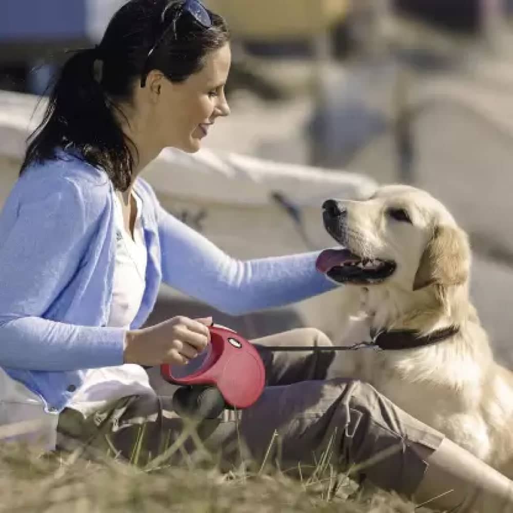 Trixie Flexi Classic Retractable Leash for Dogs and Cats (Red) - Image 9