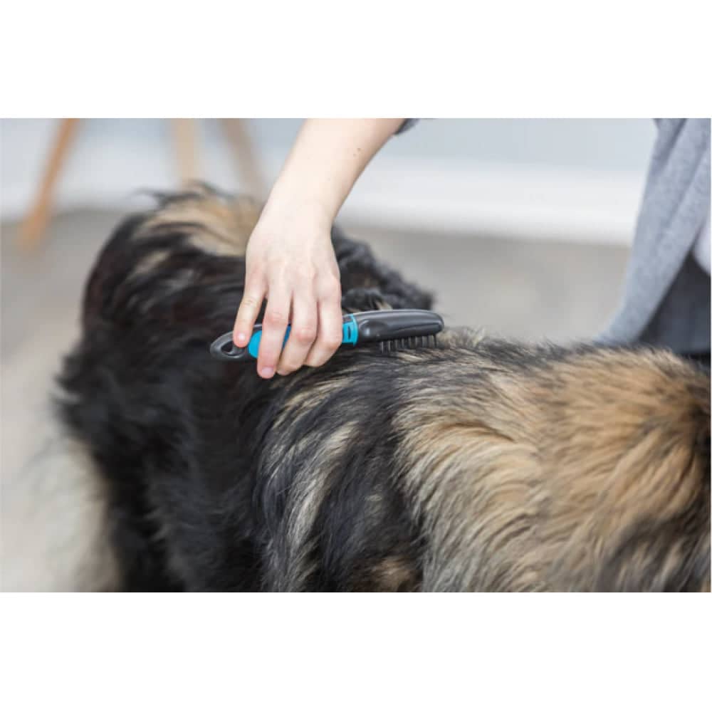 Trixie Fur Detangler With Curved Teeth Brush for Dogs and Cats - Image 6