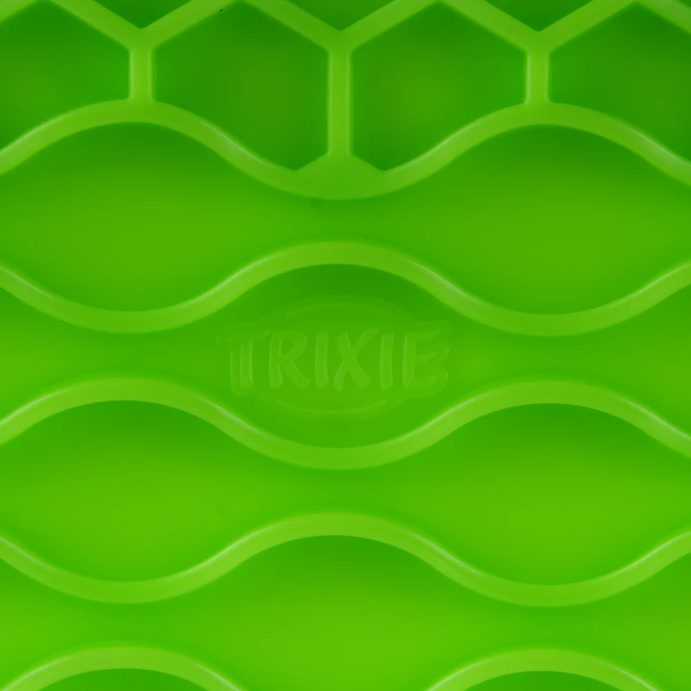 Trixie Lick N Snack Platter for Dogs (Green) - Image 4